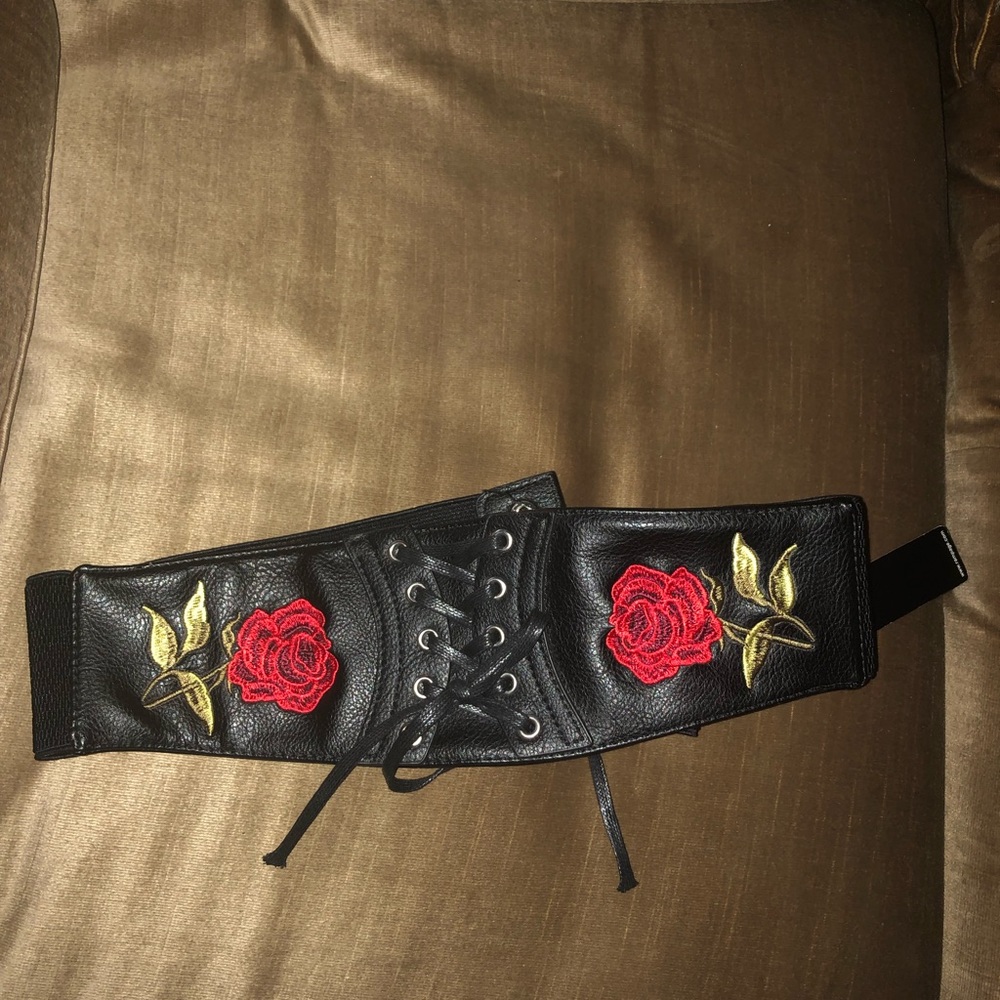 ❤️FOUND-Rampage Embroidered Corset Belt- 510 $25 or $20 w/offer
